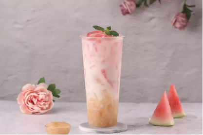 饮料界的新宠 . 豆乳奶茶火了...